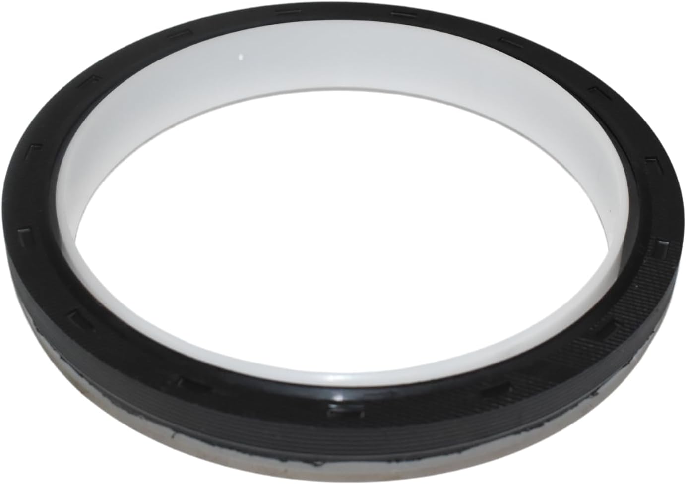Crankshaft Rear Oil Seal 3909410 for Cummins? 4B4.5 4BT3.9 4ISBE 6BT5.9 6CT8.3 | Aftermarket Replacement - Image 4